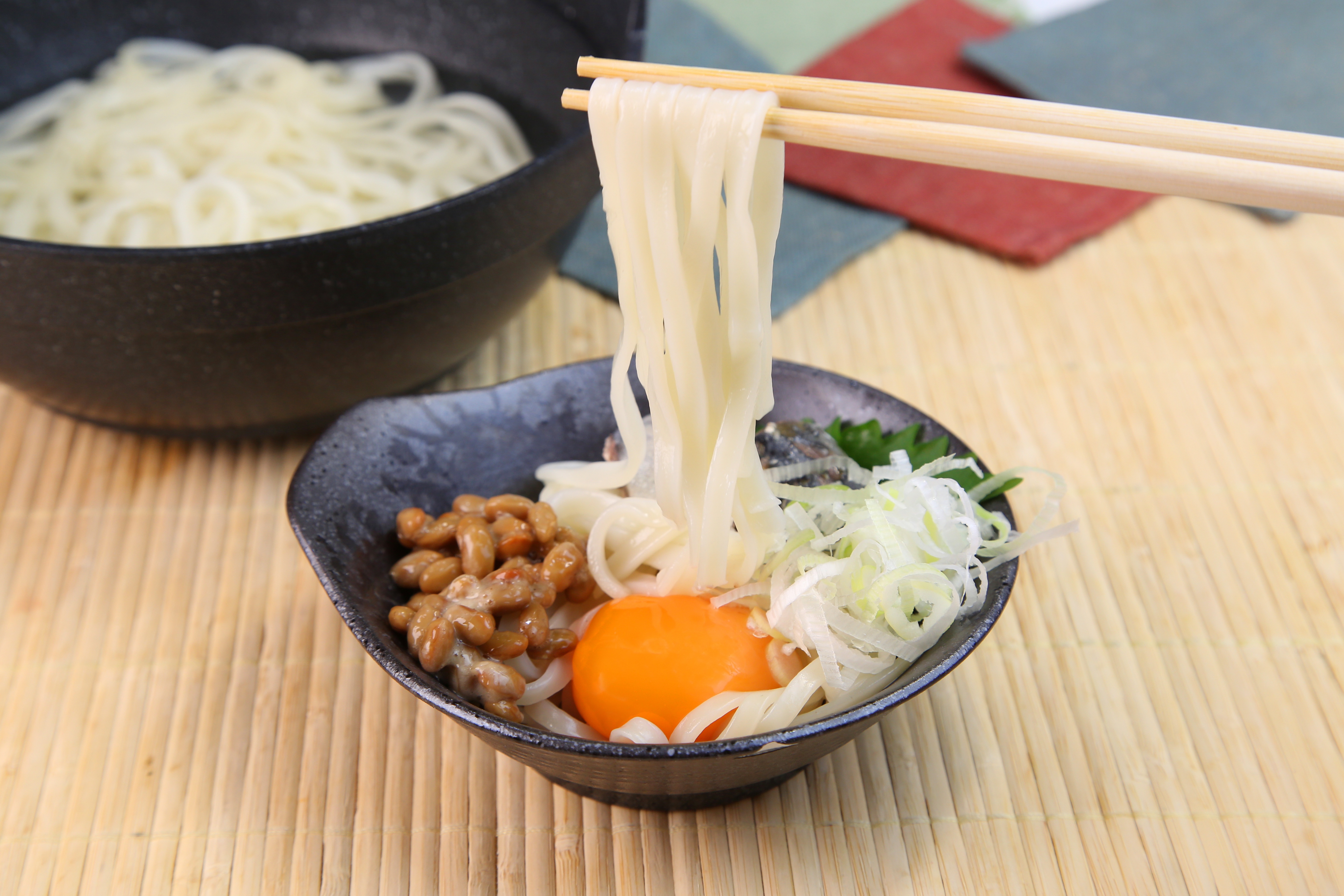 冷凍うどんに入れたい 王道のちょい足し具材アレンジ法 なべやき屋キンレイ 鍋焼うどん 冷凍麺はキンレイ